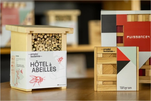 Corrigee 1185 Compressify.io | Emploi Lausanne | Les produits en bois d'Emploi Lausanne disponible à la boutique "Local pop-up" !