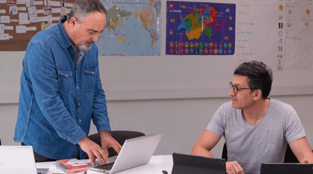 IT4Net et Ostara - 2 informaticiens