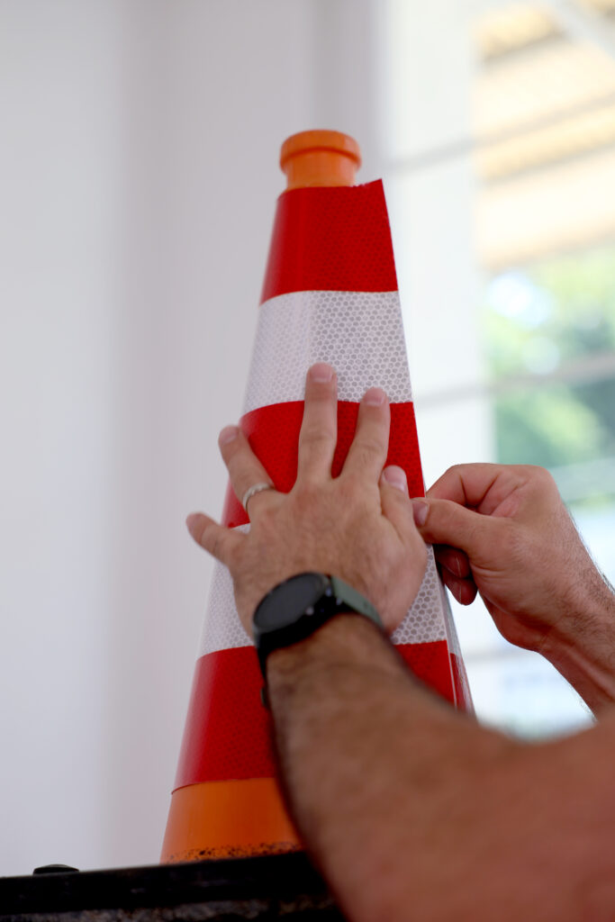 Au cœur d'un projet innovant de reconversion des cônes de signalisation 1 Emploi Lausanne | Au cœur d'un projet innovant de reconversion des cônes de signalisation Au cœur d’un projet innovant de reconversion des cônes de signalisation