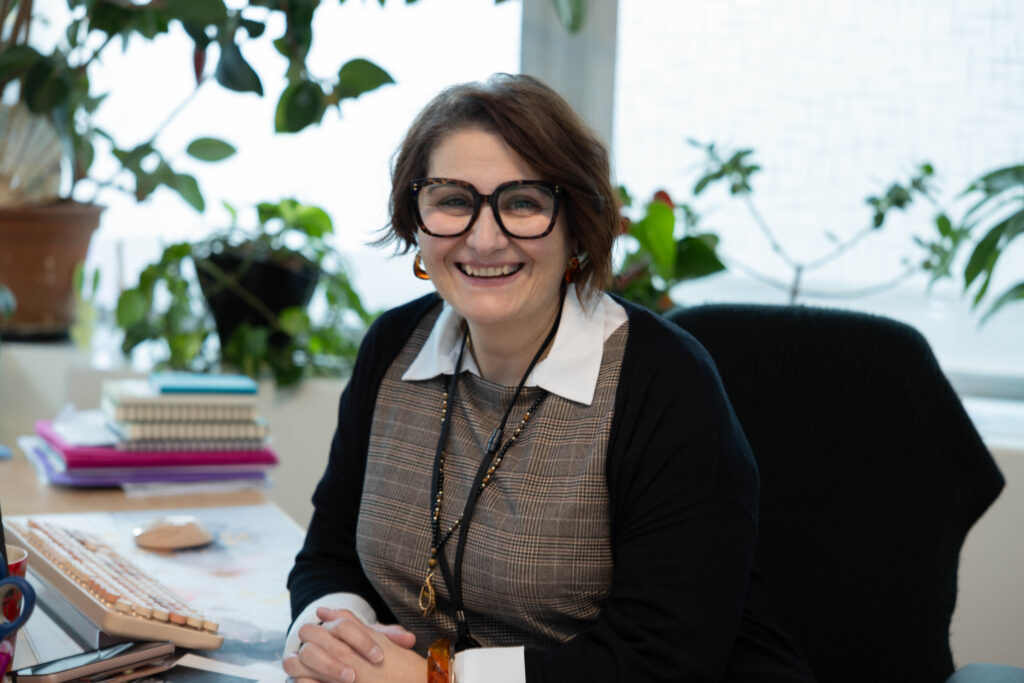 Service Social de Lausanne : 15 ans d'accueil et d'engagement 5 Emploi Lausanne | Service Social de Lausanne : 15 ans d'accueil et d'engagement Portrait 1 Mery MG 9736 | Emploi Lausanne | Service Social de Lausanne : 15 ans d'accueil et d'engagement