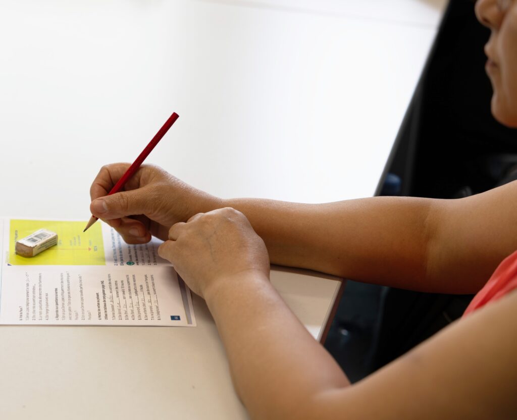 Cours de français : la langue comme outil d'émancipation 8 Emploi Lausanne | Cours de français : la langue comme outil d'émancipation 3 IMG 8736 cadree | Emploi Lausanne | Cours de français : la langue comme outil d'émancipation